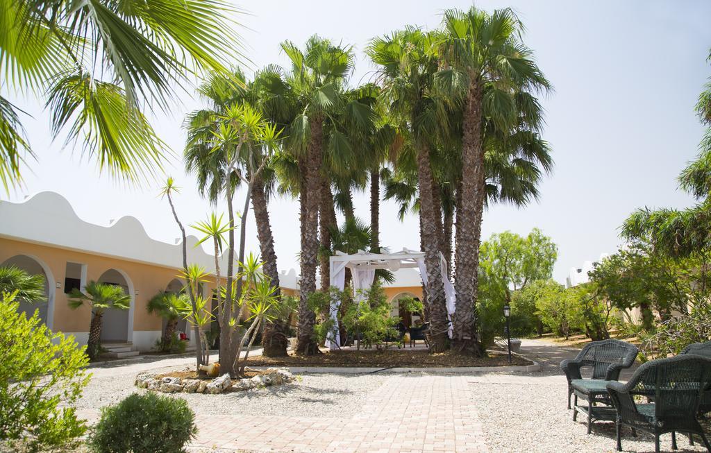 Garden Hotel Ripa เวียสเต ภายนอก รูปภาพ
