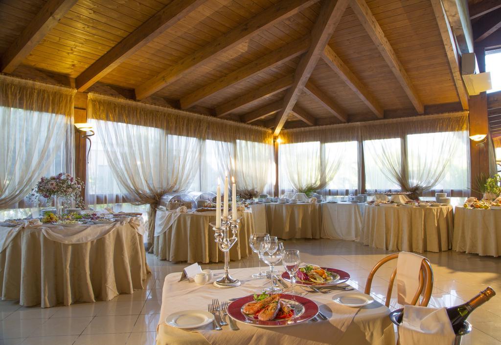 Garden Hotel Ripa เวียสเต ภายนอก รูปภาพ