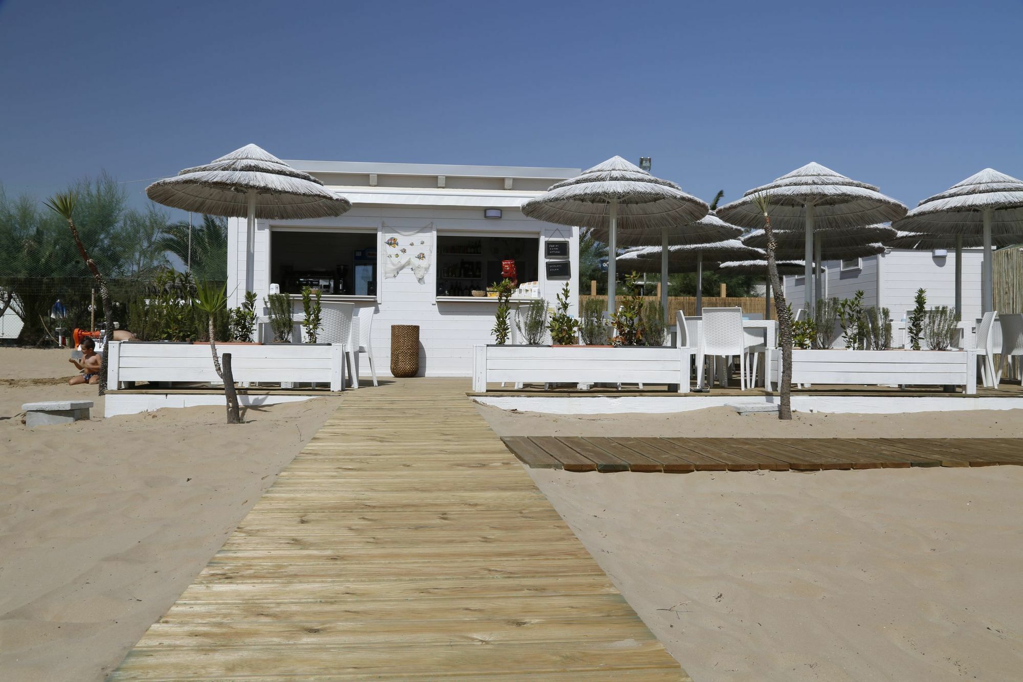 Garden Hotel Ripa เวียสเต ภายนอก รูปภาพ